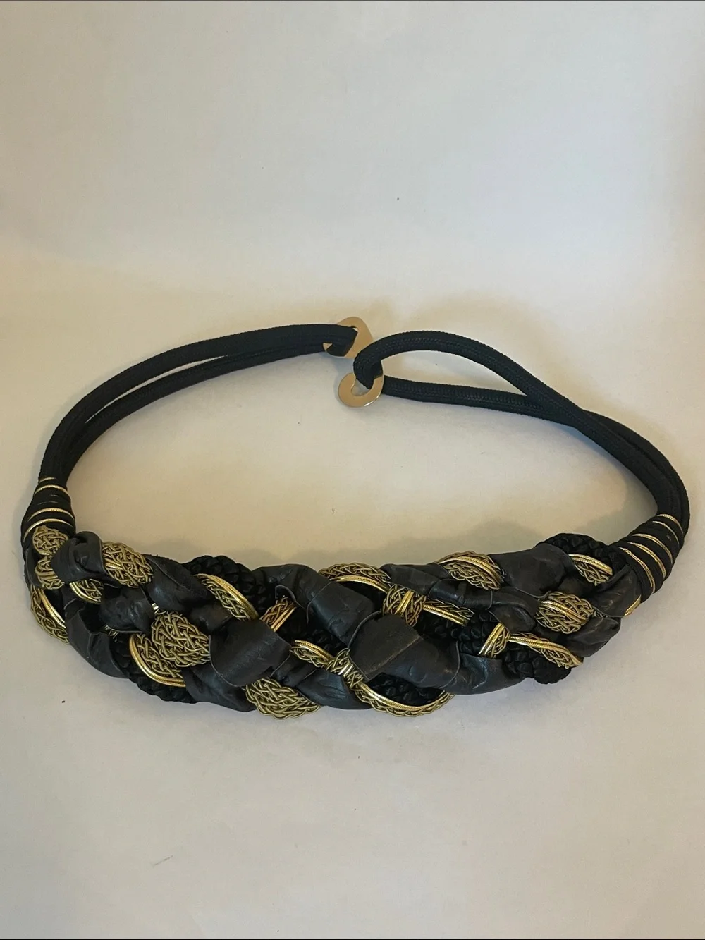 Vintage 80s Braided Belt Woven Leather Cord Metallic Stretch black Gold
